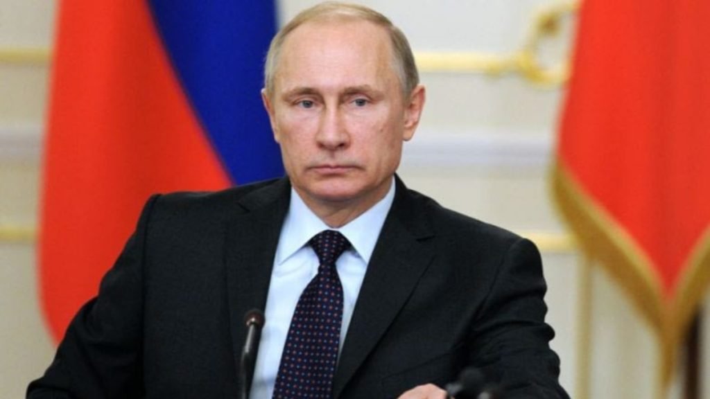 Russia Signals Possibility Of Replacing US Dollar Reserves With Digital Assets