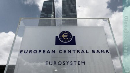 Bitcoin is a Fantastic 'Snake Oil', Says ECB Officials